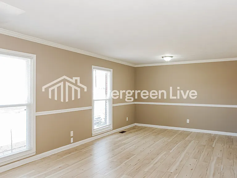 1705 Vinca St SW — Photo 5