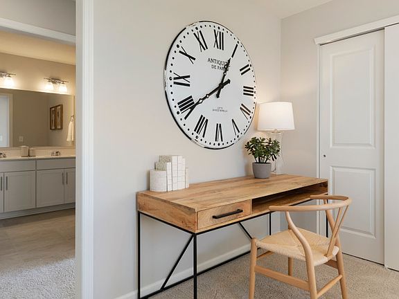 Upper Level Flex Space