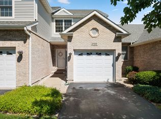 2133 Autumn Ln, Dekalb, IL 60115