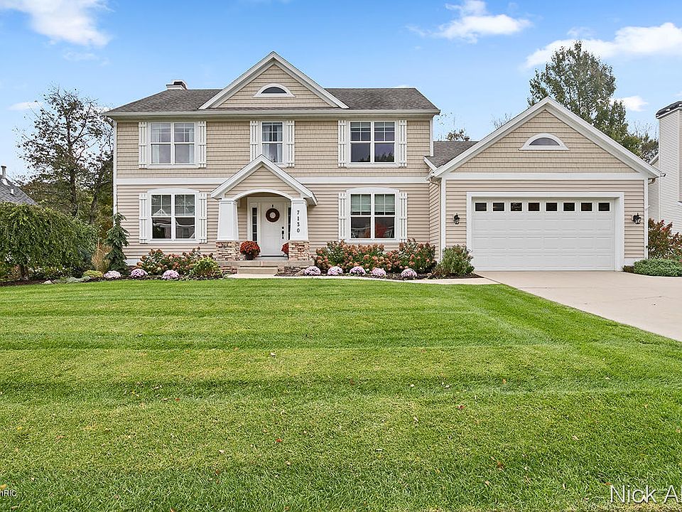 1st image of 7130 Black Forest Dr NE