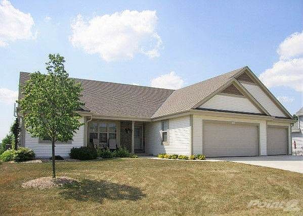  4 Bedrooms 3 Full Bathrooms 1