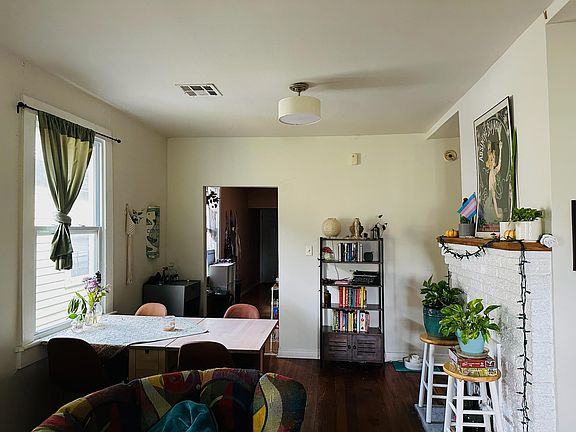 2nd image of 3125 Saint Peter St