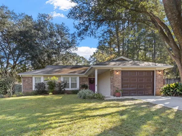 2351 Southhampton Dr, Tallahassee, FL 32311