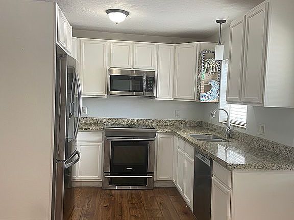 Beautiful updated kitchen.