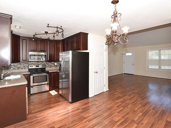 5th image of 1505 Lincoln Ct
