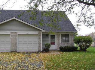 1057 Pheasant Run Ln, Aurora, IL 60504