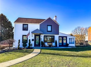 5388 Greenridge Dr, Pittsburgh, PA 15236