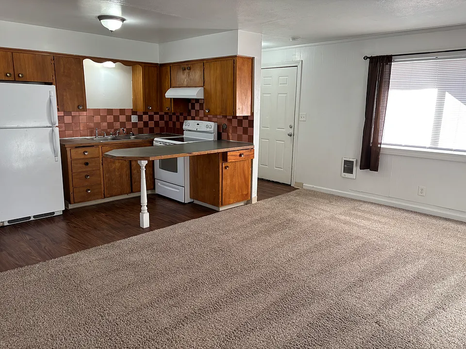 813 E Sinto Ave #4