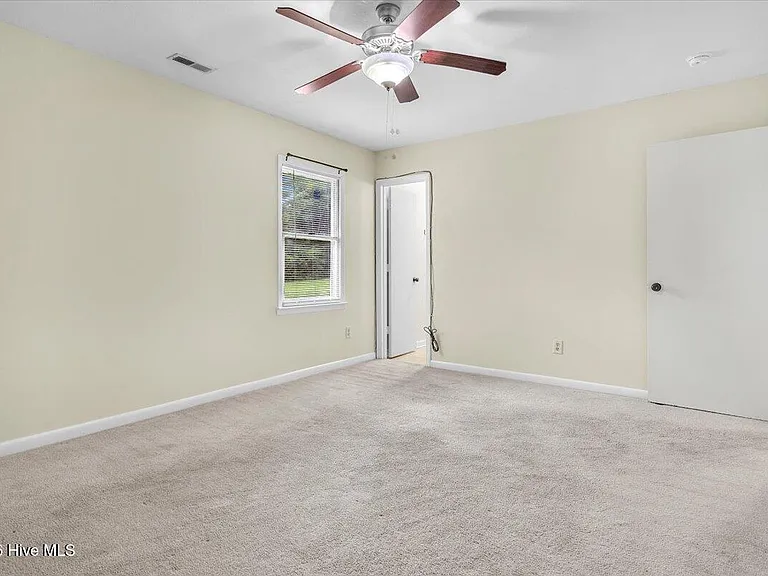1019 Blue Leaf Pl — Photo 32