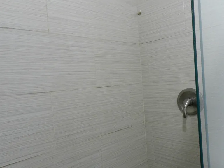 4100 Adelphi Ln #B — Photo 16
