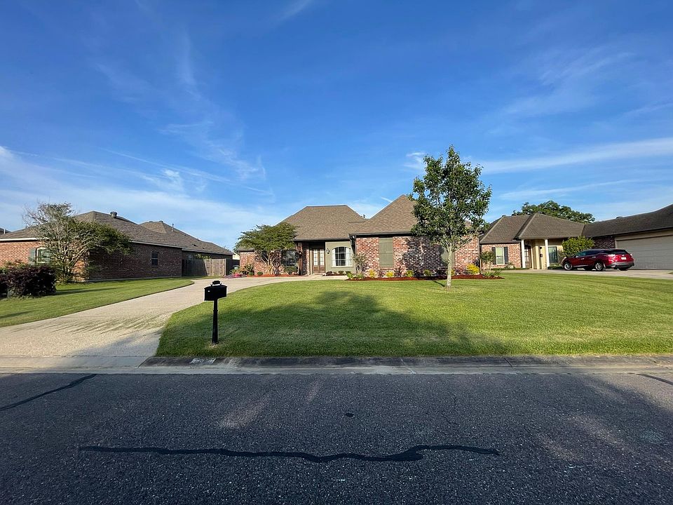 1st image of 13078 Oak Knoll Dr
