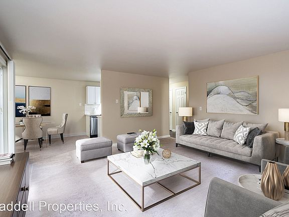 5th image of 10120 NE 68th St #5920616