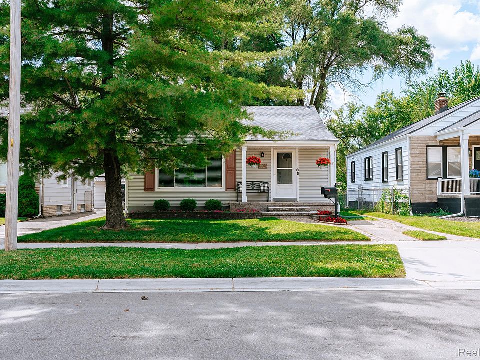 1st image of 3829 Edgar Ave
