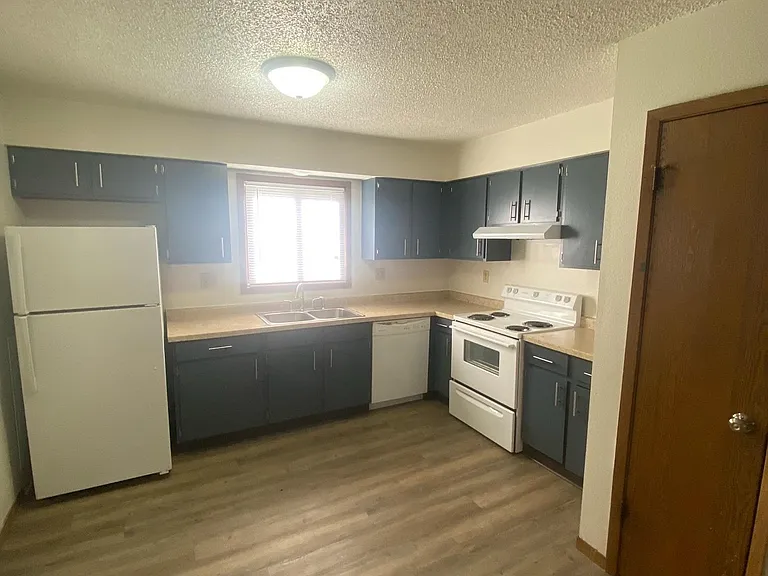 441 Lindale Dr #4 — Photo 5