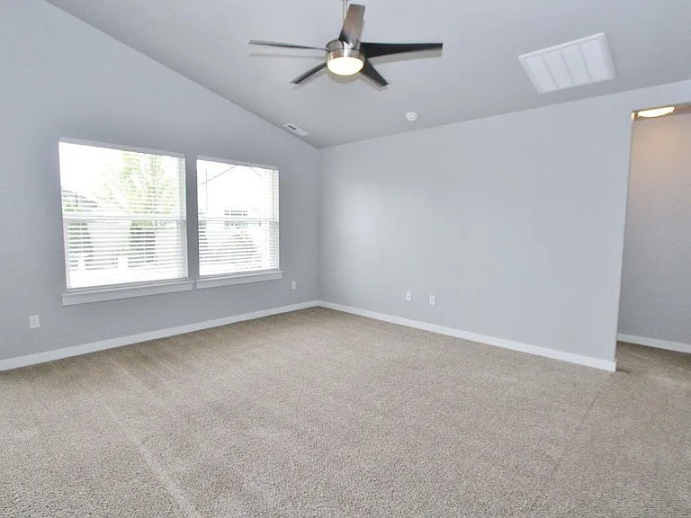 5027 W Philomena St — Photo 3