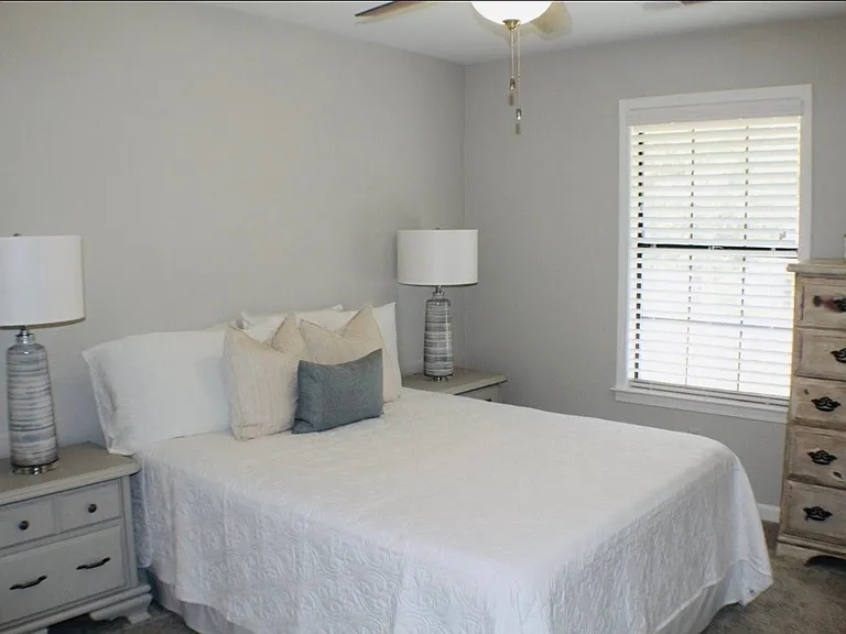 388 N Main St — Photo 1