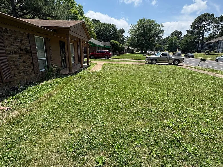3514 Clearbrook St — Photo 9
