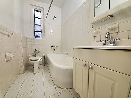 5th image of 135 Ocean Ave #2F