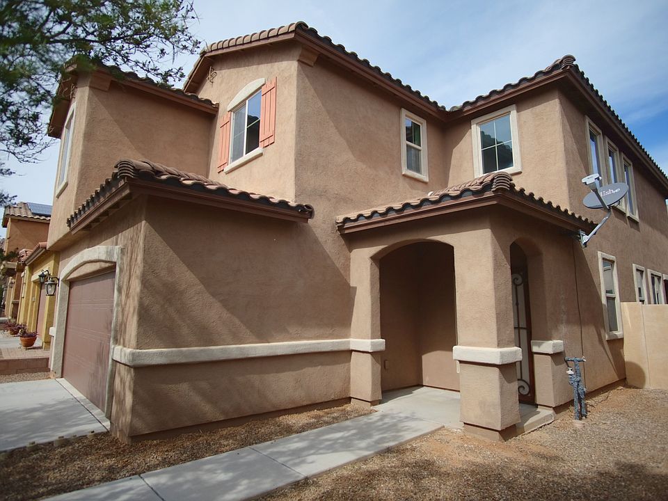 1st image of 716 W Calle Canto Sereno