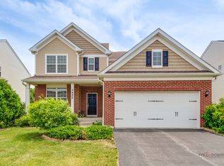 3452 Birch Ln, Naperville, IL 60564