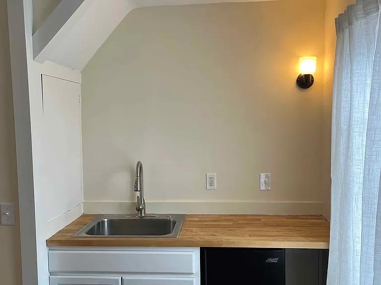 2nd floor bedroom 1