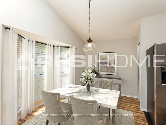 5th image of 1524 Windsor Dr