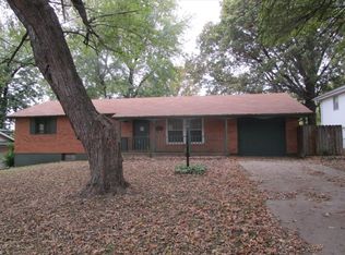 806 N Cherokee St, Independence, MO 64056
