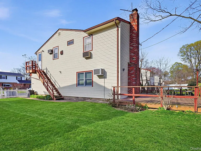 10 Leanore Dr — Photo 13