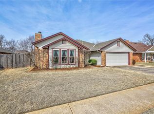11209 Glendover Ct, Oklahoma City, OK 73162
