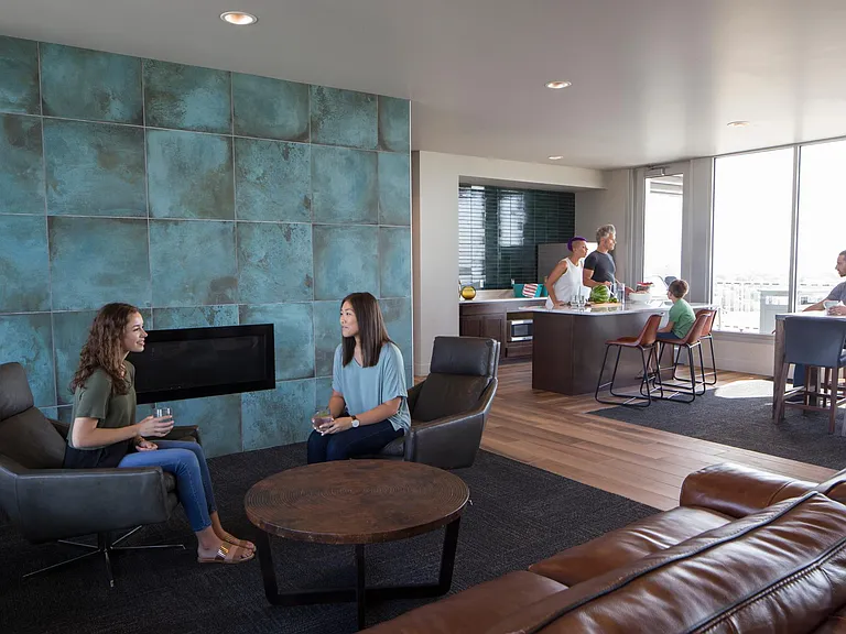 Breakers Apartments — Photo 17