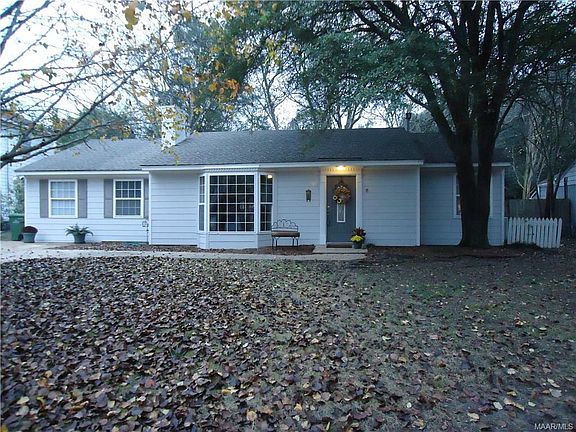 2nd image of 3345 Dartmouth Cir