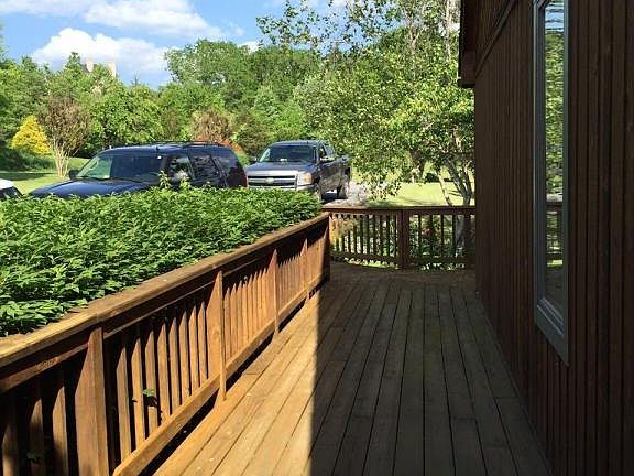 4th image of 287 Riverbend Dr