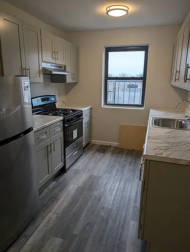 1034 Kennedy Blvd Photo 1