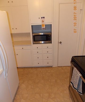 3rd image of 1346 Rivercrest Dr