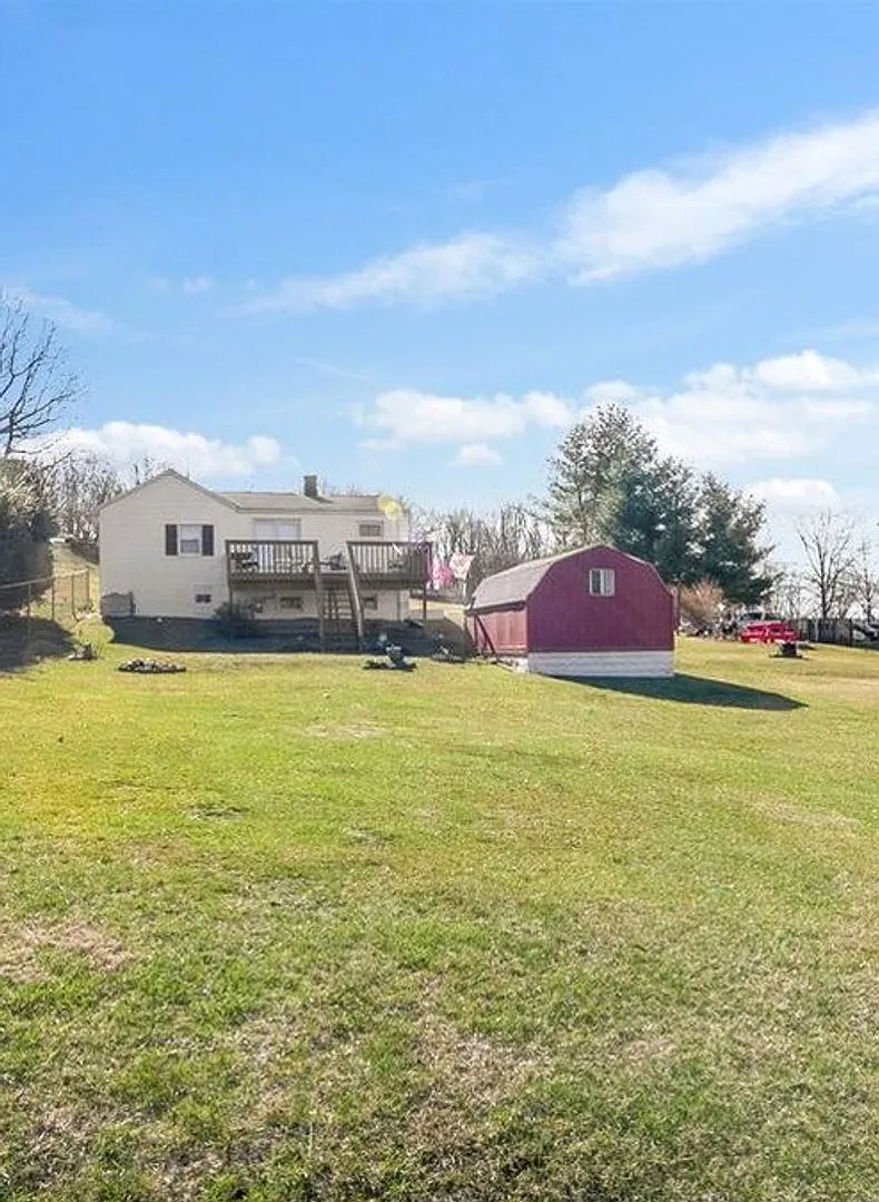 2 Bedroom 1 Bath House — Photo 2