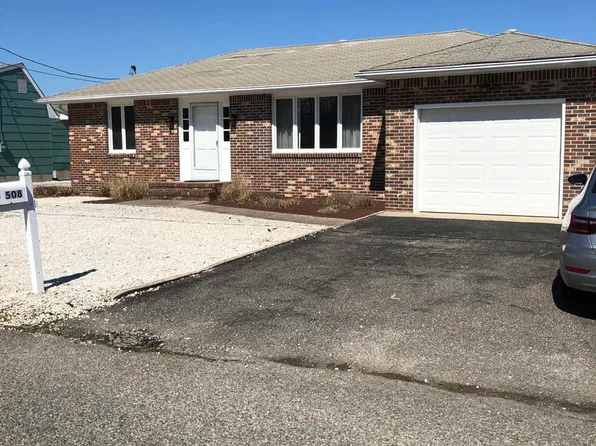 508 Middle Branch Dr, Forked River, NJ 08731