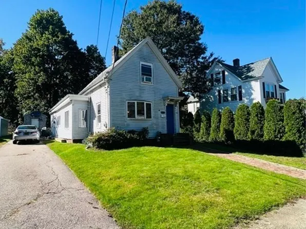 28 Niles St, Abington, MA 02351