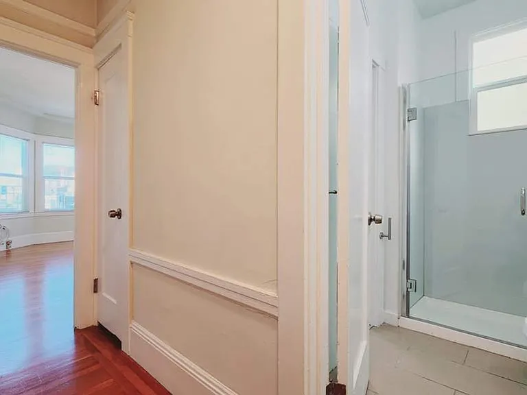 260 Page St — Photo 10