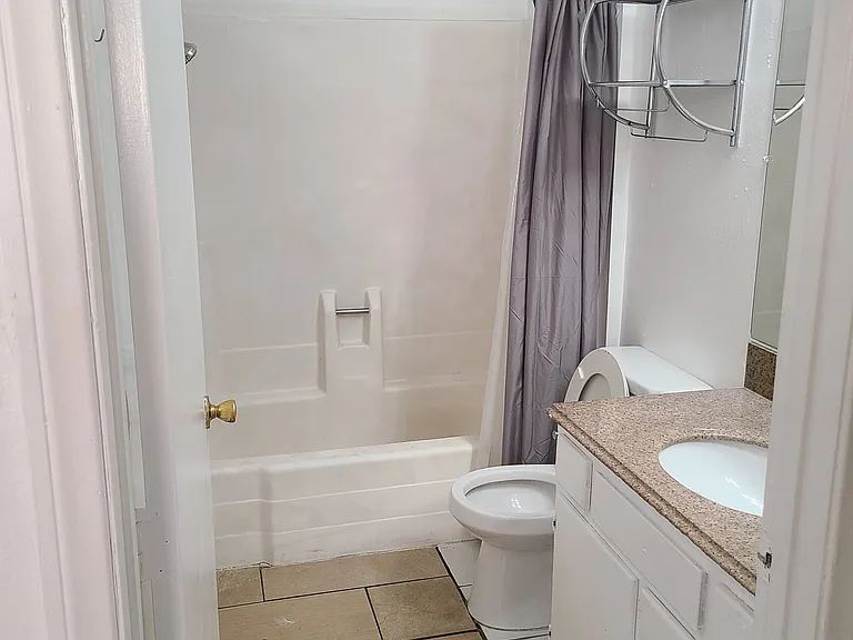 6918 Hinds Ave #7 — Photo 6
