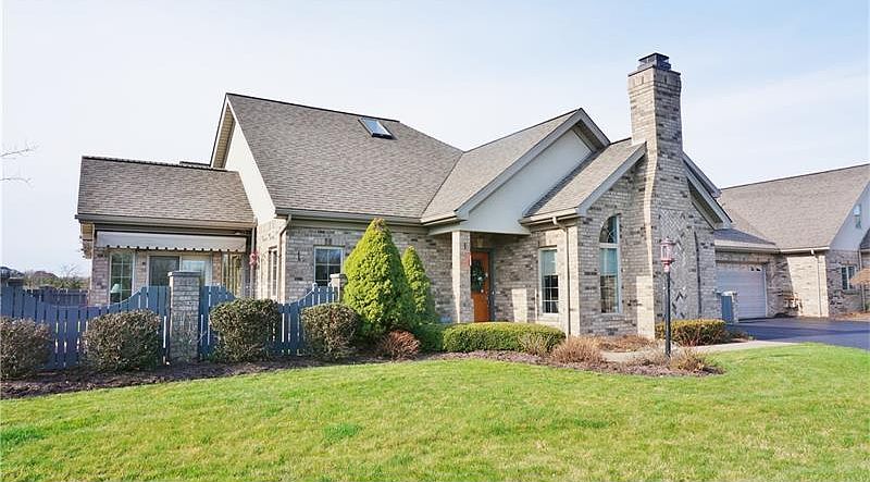 1st image of 607 Cherry Hill Dr