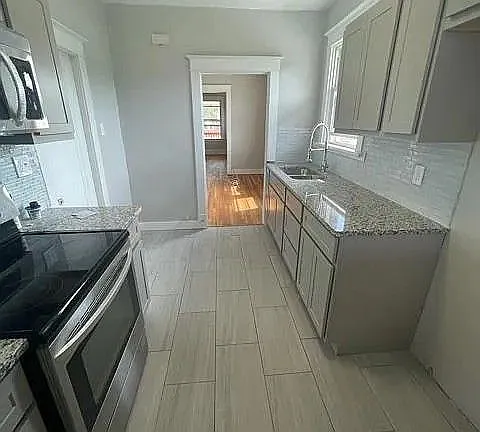Crest Ave — Photo 7