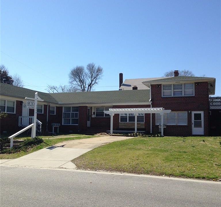 1st image of 2606 Arctic Ave APT 5
