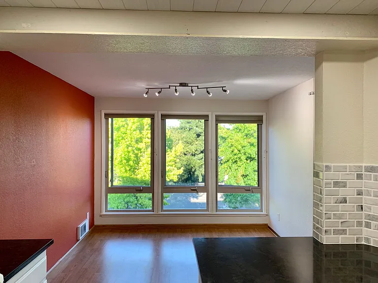 12349 Roosevelt Way NE #402 — Photo 13