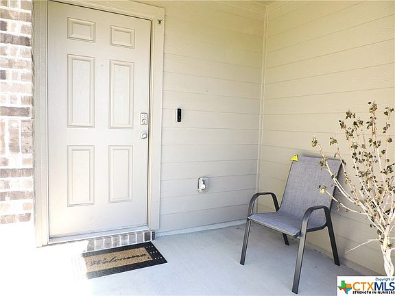 4th image of 5903 Amelia Earhart Blvd