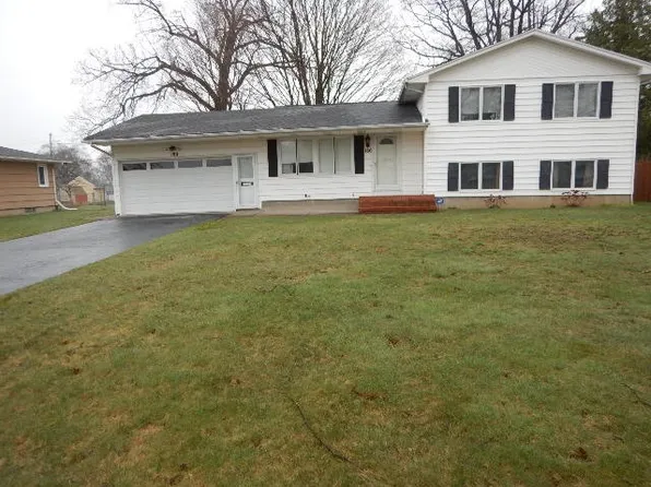 180 Lida Ln, Rochester, NY 14616