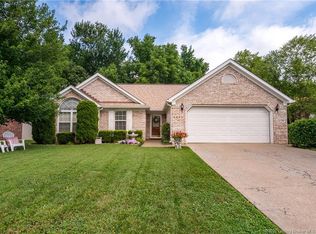 6607 Dovir Woods Dr, Sellersburg, IN 47172