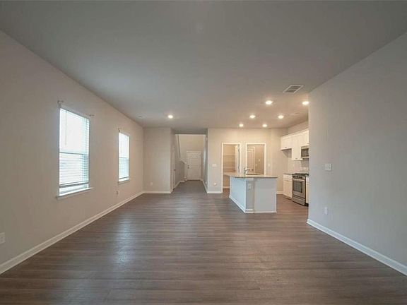 4th image of 337 Amsterdam Way