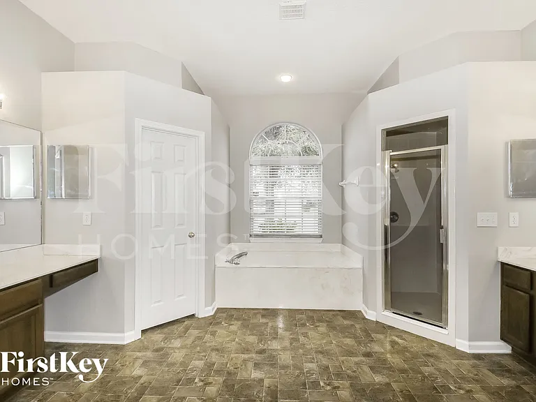 13940 Fish Eagle Dr E — Photo 12