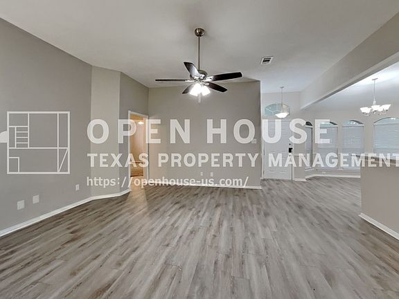 3rd image of 1115 Old Knoll Dr