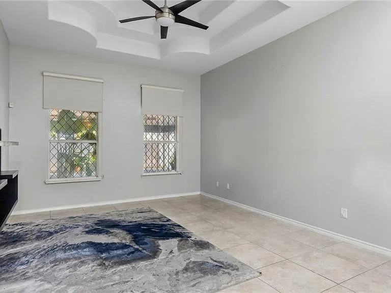 2101 S 31st St — Photo 10
